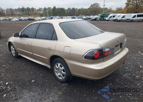 2001 Honda Accord 2.3 Ex z USA, uszkodzony, nr VIN 1HGCG66841A137531